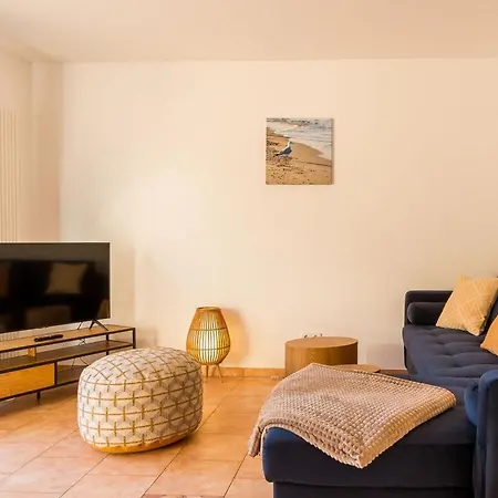 Apartment Coastal *